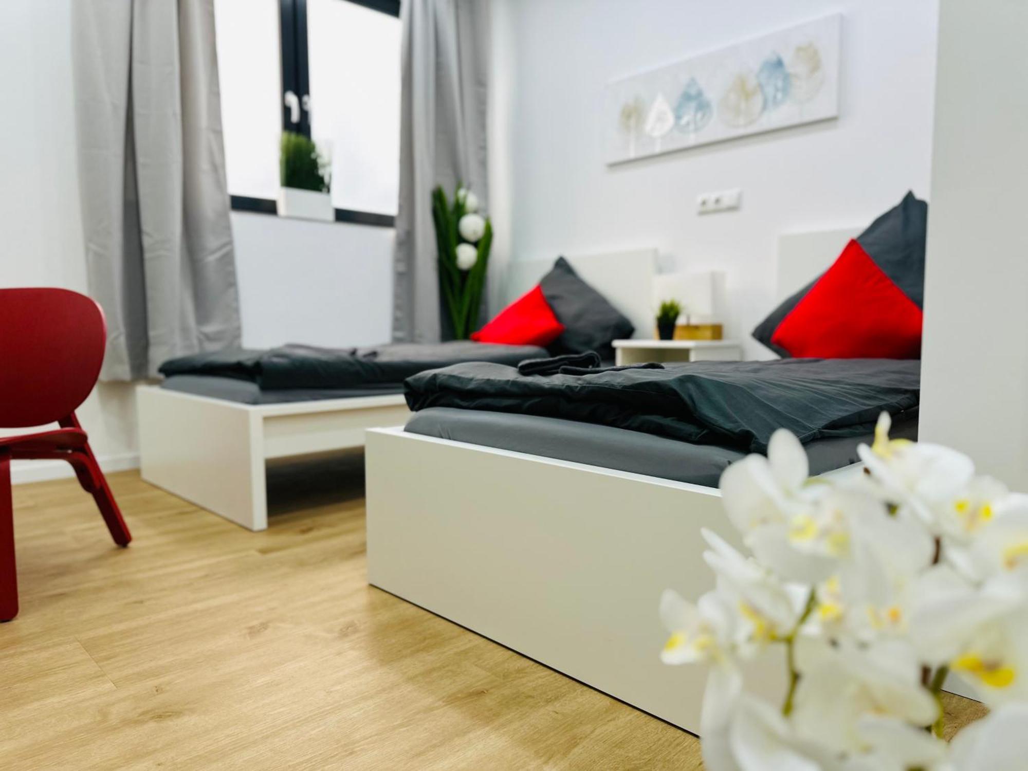 Doppelzimmer Mira 4 Pulheim Exterior foto
